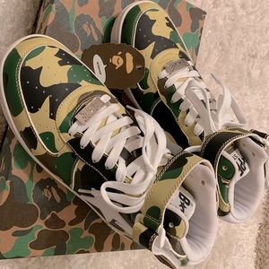 Bapesta Mid Yellow Camo
